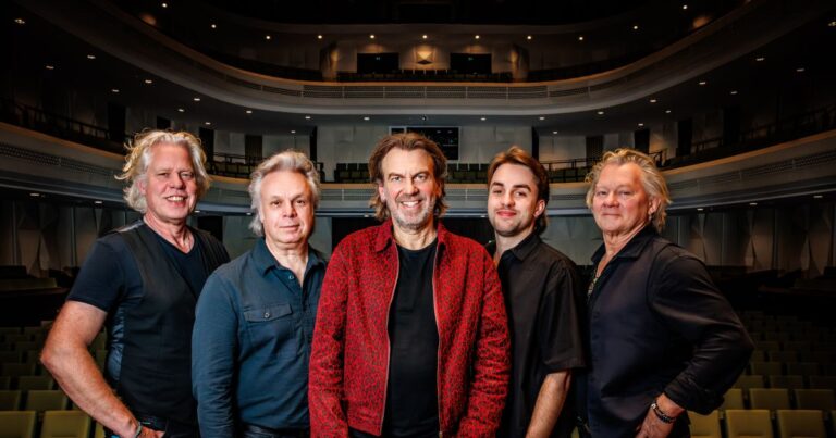 Coming on Strong Onze Earring — muziek in de Wadden