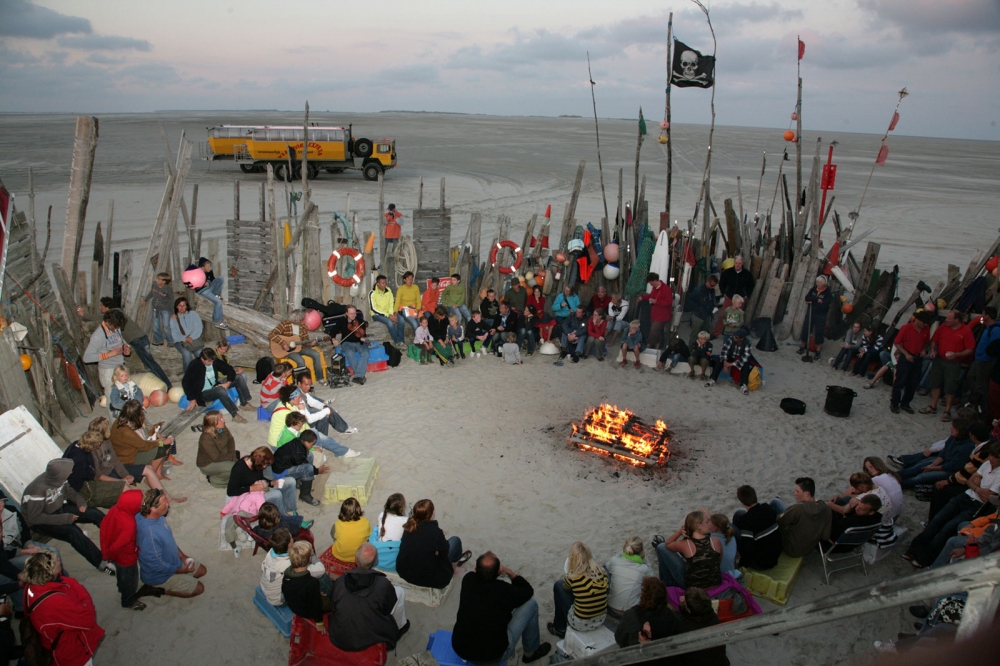 Kampvuurconcert Vliehors Expres met Sjoerd Elsinga in de Wadden