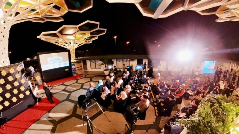 Holiday on Ice – Cinema of Dreams — Film in de Wadden